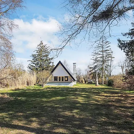 6 Person Holiday Home In Rodby Feriehus *