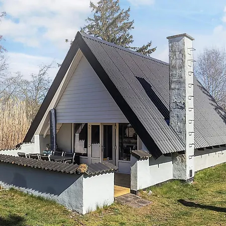6 Person Holiday Home In Rodby Feriehus